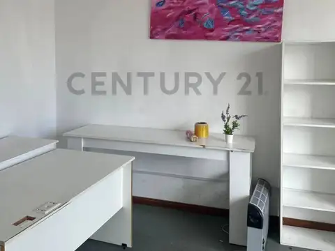 Oficina en Alquiler en  Avenida Corrientes 2500, Balvanera, Capital Federal