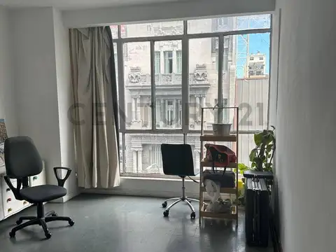 Oficina en Alquiler en Balvanera, $ 230.000