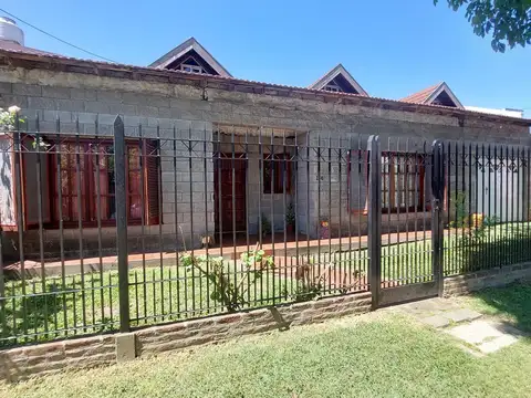 Casa en Venta en Monte Grande, USD 115.000