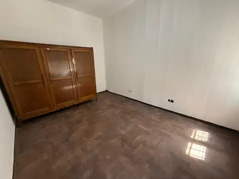 Depto Tipo Casa en Alquiler 40 años