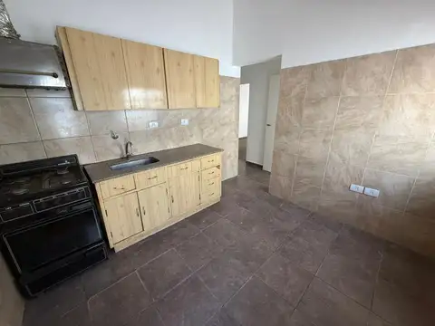 Depto Tipo Casa en Alquiler de 2 dormitorios