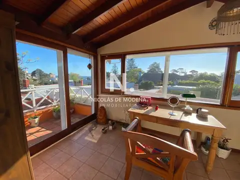 Casa 4 ambientes con 4 baños