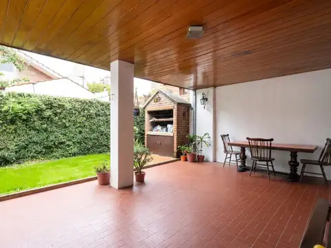 General Pueyrredón 100