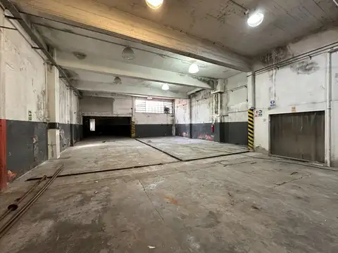 Galpon en Alquiler 11  mts Frente