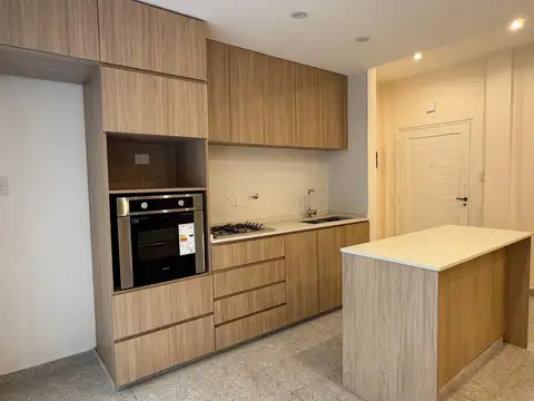 Almirante Sixto Barilari al 1300