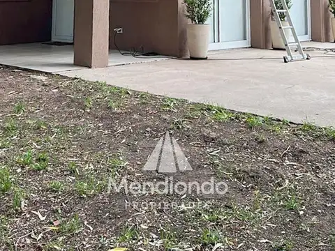 Campo / 15 hectáreas p/kiwi y/o papa c/ 2 casas y quincho