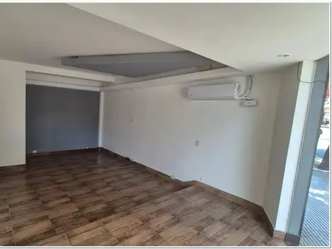 Local en Venta 35 años