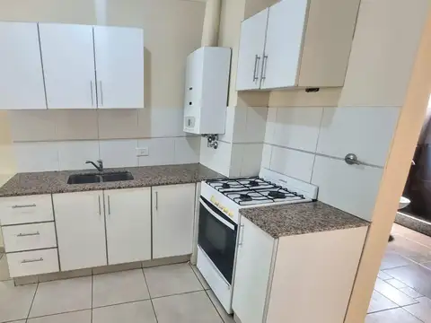 Departamento en Alquiler en Barrio España y Hospitales, $ 420.000