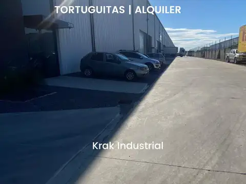 Depósito en  predio cerrado de 808 m2