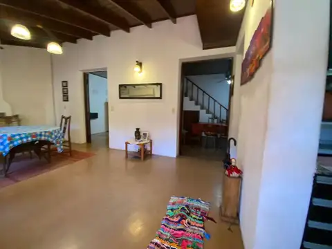 Depto Tipo Casa 4 ambientes con 2 baños