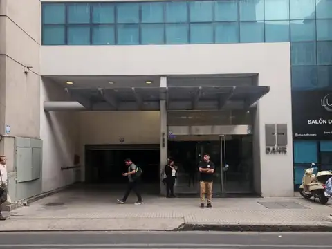 VENTA COCHERA EN ENTRE RIOS 729