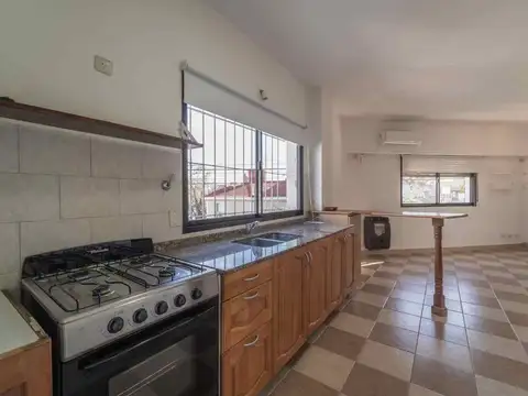 Depto Tipo Casa en Venta 16 años