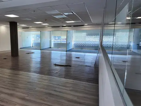 Oficina Monoambiente con 3 baños