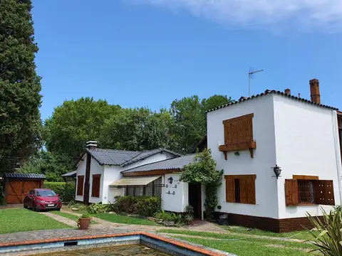 Casa en Venta en Adrogue, USD 290.000
