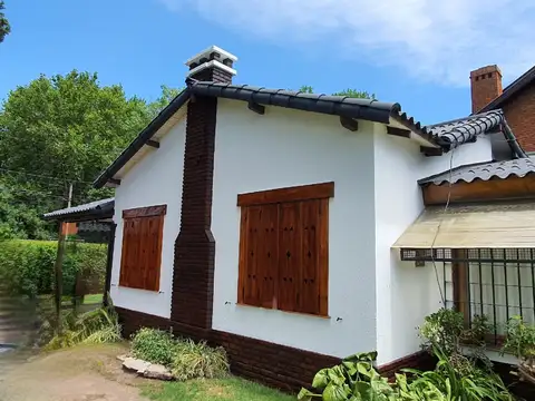 Casa en Venta con 4 cocheras