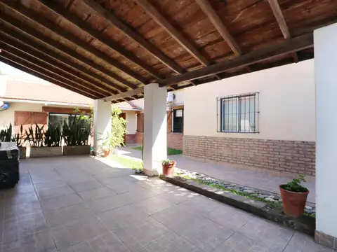 Casa en Venta al Oeste