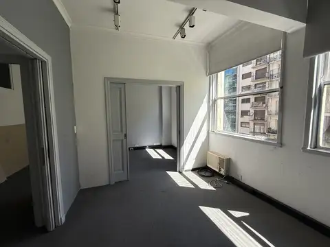 Oficina en Venta 50 años