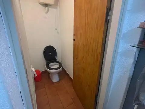 Local en Alquiler Via Púb.