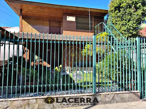 Departamento 1er Piso por escalera