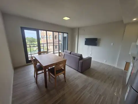 Primero de Enero. Torre Portofino