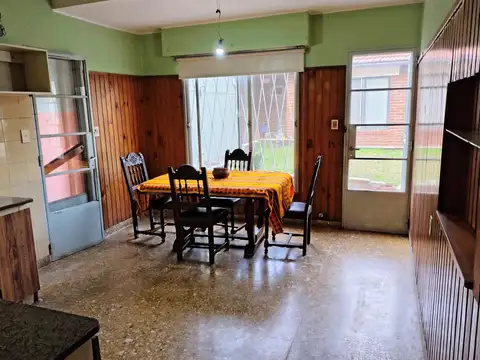 Depto Tipo Casa 3 ambientes con 1 baño