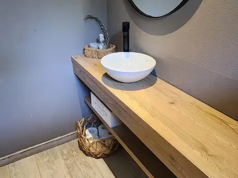 Casa 7 ambientes con 4 baños