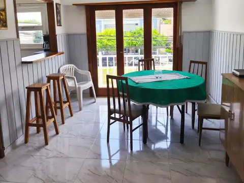 Departamento 3 ambientes a la calle en alquiler temporal en Miramar