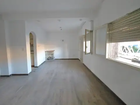 Depto Tipo Casa en Venta de 4 dormitorios