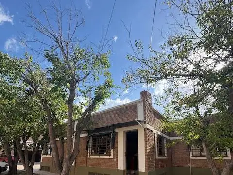 Galpon en Venta en Godoy Cruz, USD 1.580.000