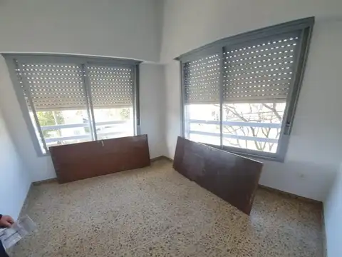 Departamento en Alquiler en Parque San Martin, $ 420.000