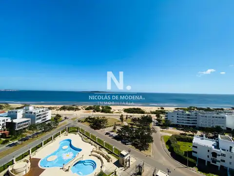 PISO ALTO CON VISTA AL MAR EN EDIFICIO LE JARDIN