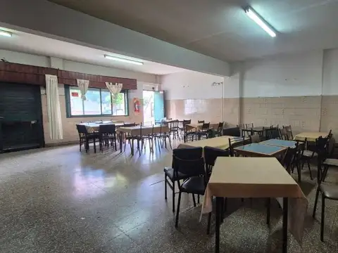 Local en Alquiler 25 años