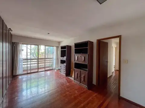 Departamento 5 ambientes con 2 baños