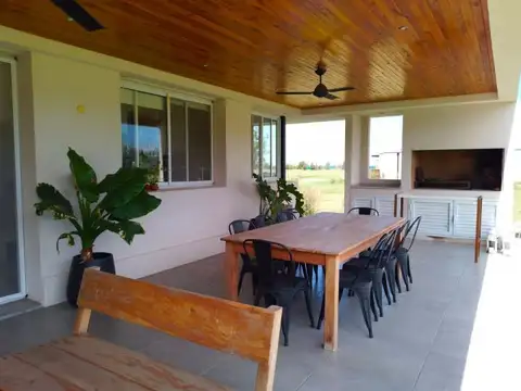 Casa En Venta Barrio Privado - Haras De Funes