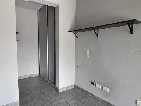 VENTA DEPARTAMENTO MONOAMBIENTE C/BALCON BAJAS EXPENSAS P. PATRICIOS