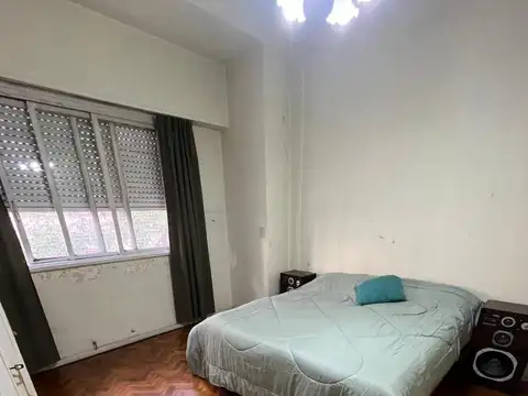 Venta. Permuta. 4 Amb + dep. 110m². Ayacucho y Paraguay.