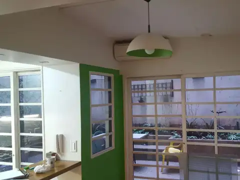 Oficina 2 ambientes con 2 baños