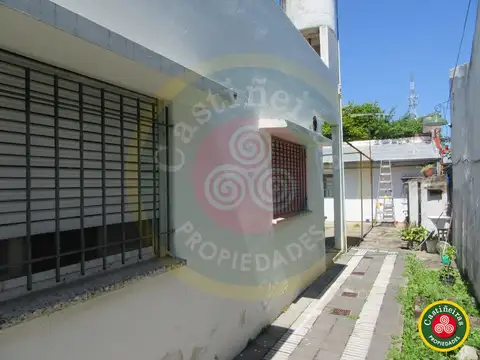 San Francisco e/ Pichincha y Profesor Mariño 500