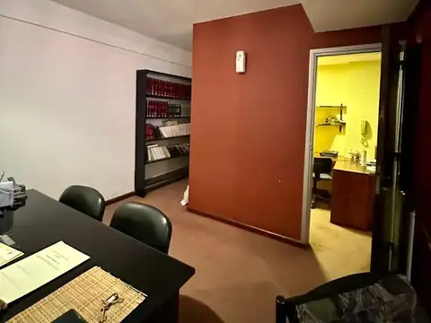 Colon 185 - Edificio Zaks - Oficina tipo departamento - 30m2