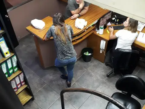 Galpon Jose LEon Suarez