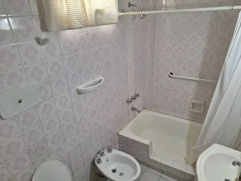 Departamento en Alquiler en Olivos, $ 850.000