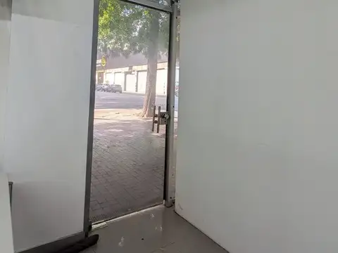 LOCAL EN VENTA EN VILLA DEVOTO ZONA SHOPPING