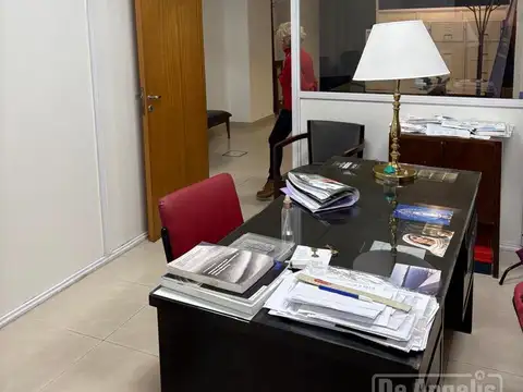 Oficina en Venta 50 años