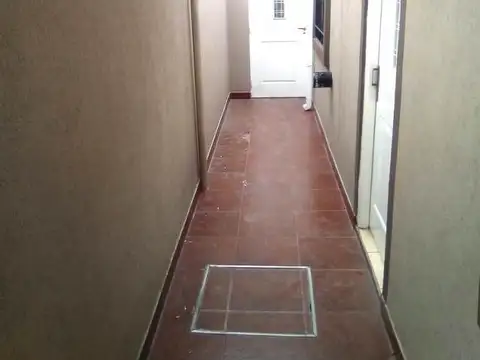 Depto Tipo Casa en Alquiler en Moron, $ 350.000