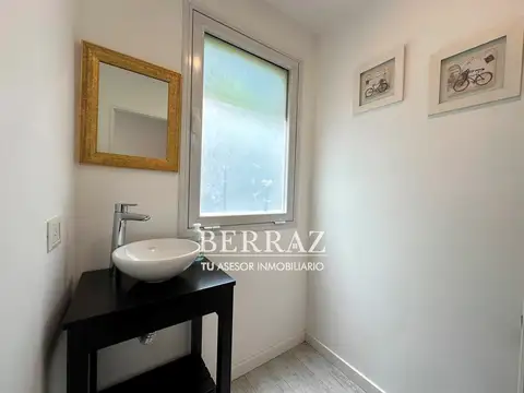 Casa 6 ambientes con 3 baños