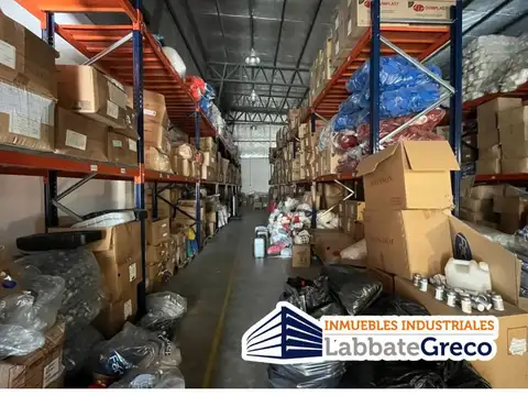 Galpon en Alquiler 25  mts Frente