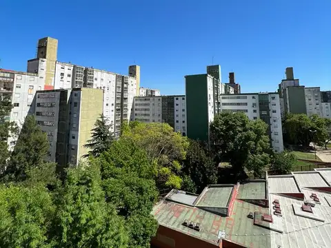Departamento 4 ambientes con 2 baños