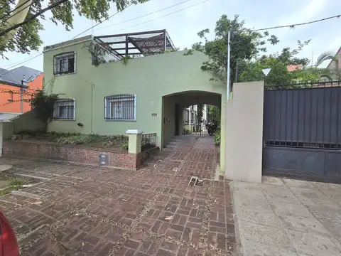 Departamento tipo casa en alquiler en Olivos Quinta Presidencial - NO MASCOTAS