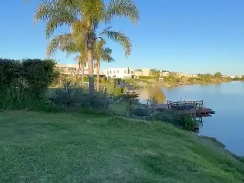 Terreno en Venta 22  mts Frente