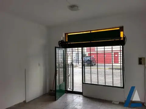 Local en Alquiler en La Plata, $ 400.000